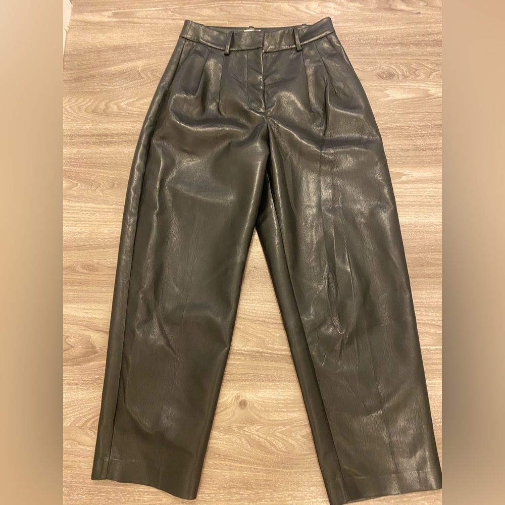 Black Aritzia Shirley Pant Size 4
